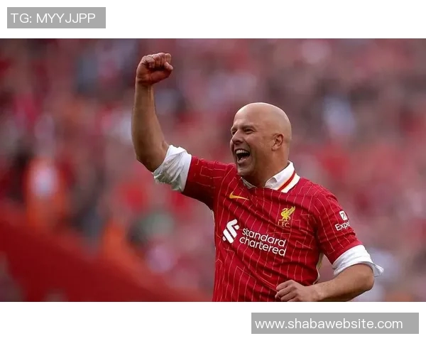 埃基蒂克回顾职业生涯目标直指英超冠军在巴黎磨练自我更上一层楼 埃基蒂克回顾职业生涯目标直指英超冠军在巴黎磨练自我更上一层楼