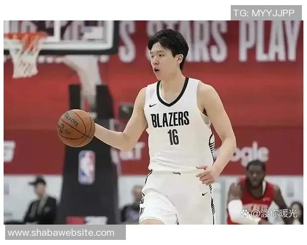 比卢普斯谈杨瀚森的魅力孩子们被他的体型和互动方式深深吸引 比卢普斯谈杨瀚森的魅力孩子们被他的体型和互动方式深深吸引