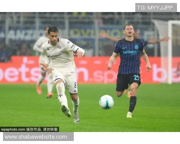 国米管理层坚定支持埃斯波西托拒绝高额报价展现信任 国米管理层坚定支持埃斯波西托拒绝高额报价展现信任