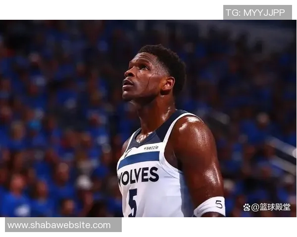 森林狼半场狂胜爵士34分华子与兰德尔仅差一分争夺得分王