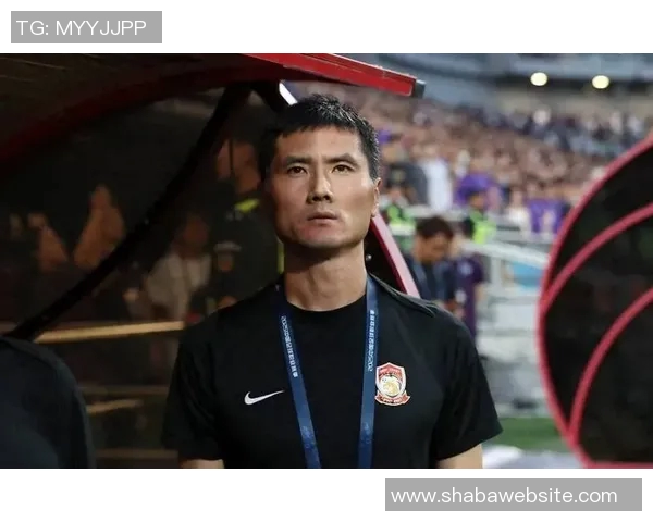 邵佳一被誉为亚洲金左脚展现出色左脚技术的传奇球员